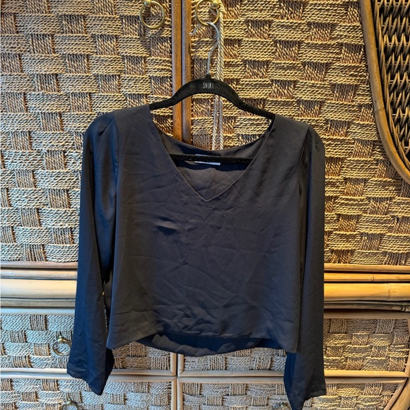 Aritzia Tops - Aritzia Black Long Sleeve Blouse
